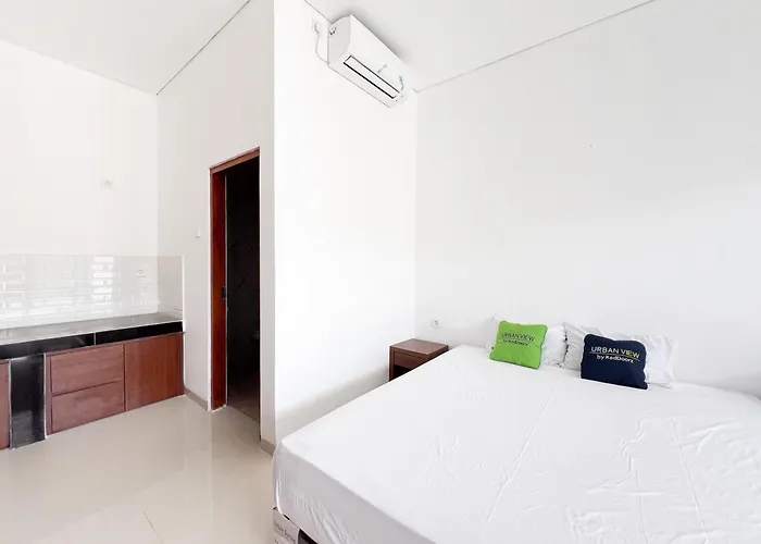 Pensión Urbanview Tegal Jinah 3*